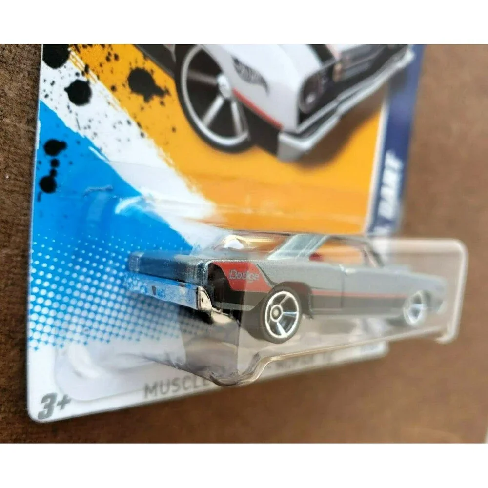 2012 Hot Wheels '68 DODGE DART Metalflake Gray Muscle Mania Mopar '12 01/10 1:64